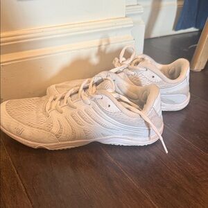 White Varstiy cheer shoes!